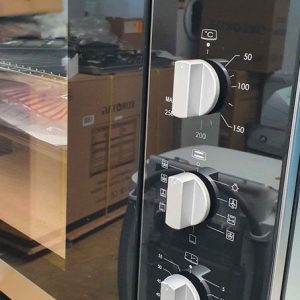 90cm Electric Wall Oven with 15 Amp plug