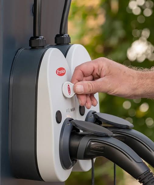 Fronius 22kW WATTPILOT Hard Wired EV Charger for Home - CLEARANCE