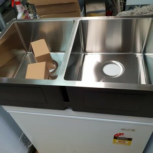 Stainless Steel Kitchen Sink ESI Lifestyle LHDE7444